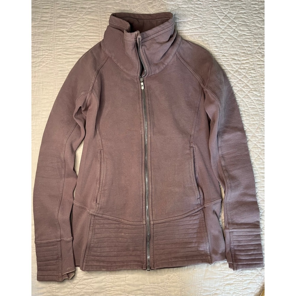 Lululemon Radiance Jacket Dusty Mauve Purple Ribbed Full Zip Size 6